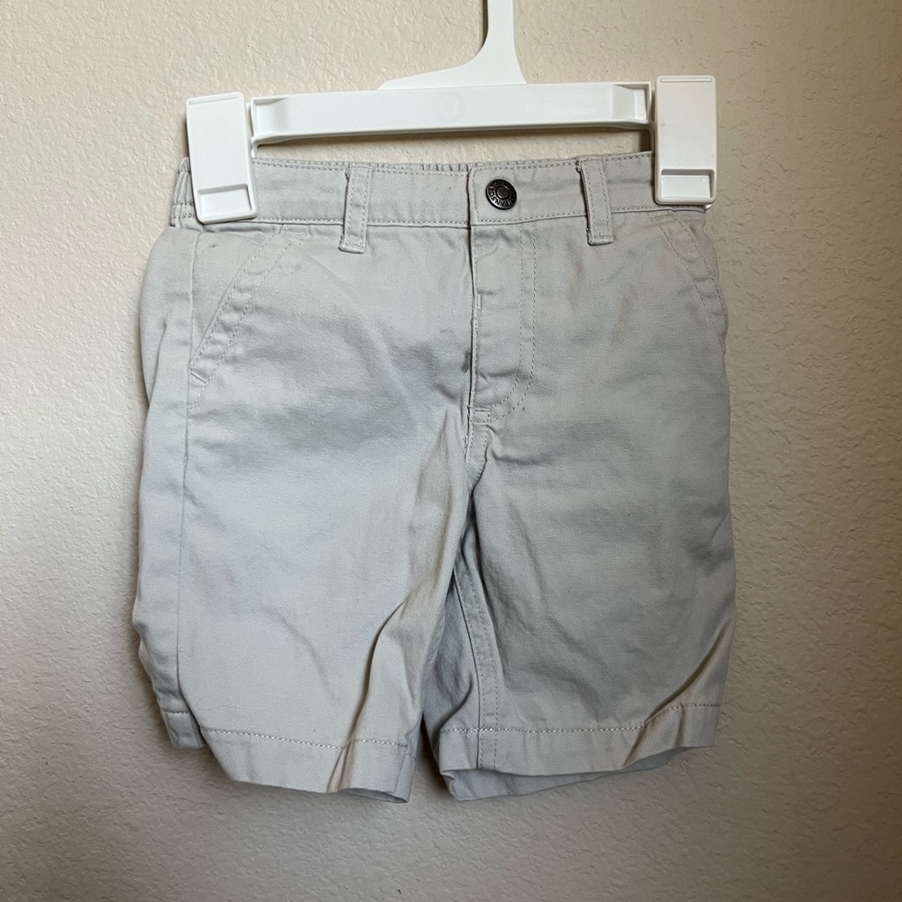 Toddler Boy Off White Shorts